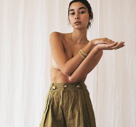 Monica Puddy hd actress picture