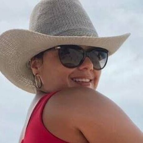 Diana Decami exclusive star picture