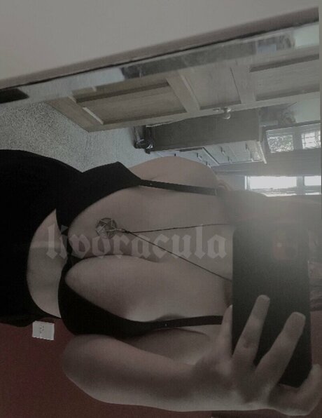 Livdracula xxx pornstar images