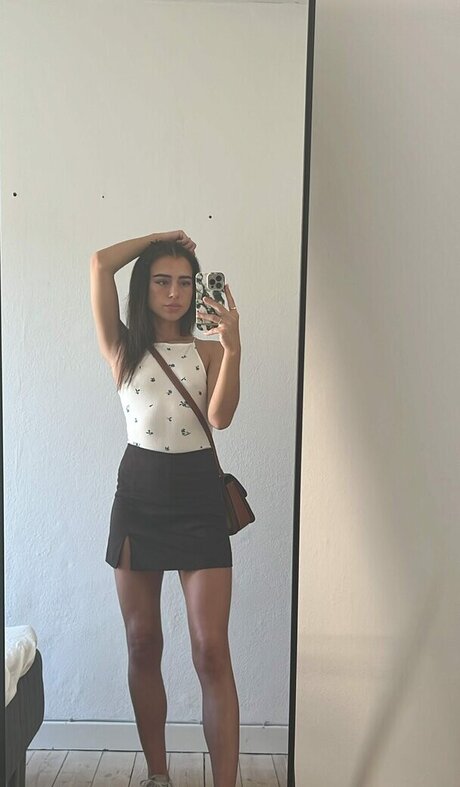 eastahh exclusive pornstar img