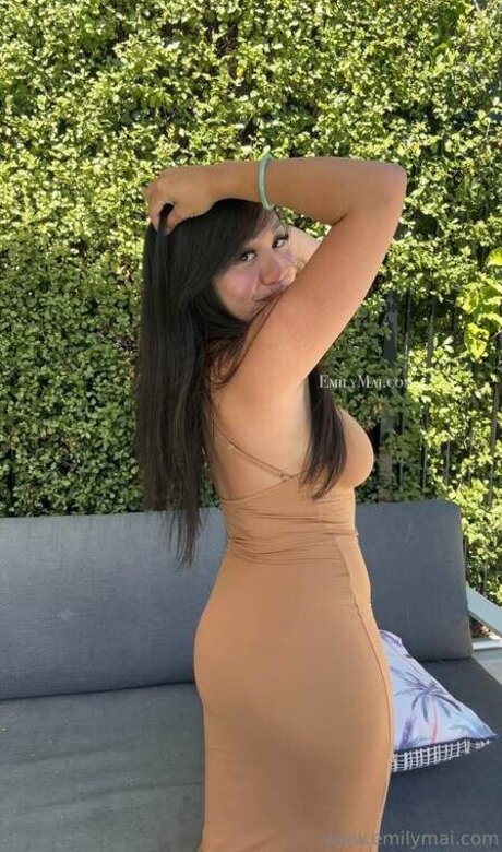 Emily Mai hd star images