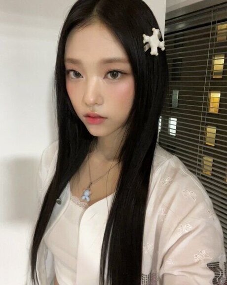 Haerin star nice photos