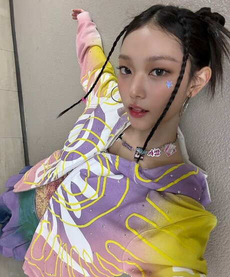 Haerin exclusive model archive