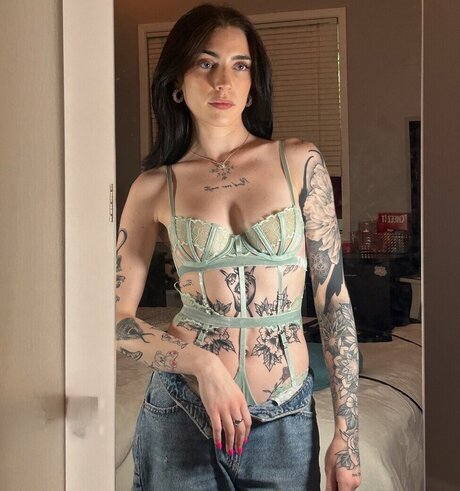 sadieeden_ pornstar beautiful img