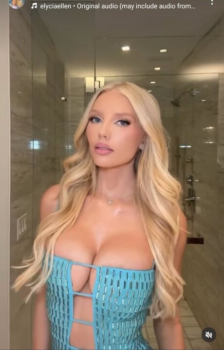 Elyica Haywood star sexy pic