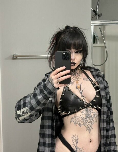 Machine Mommy xxx pornstar galleries