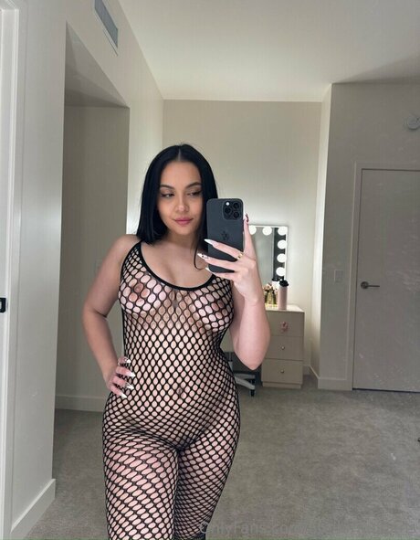 Sthu exclusive actress pictures