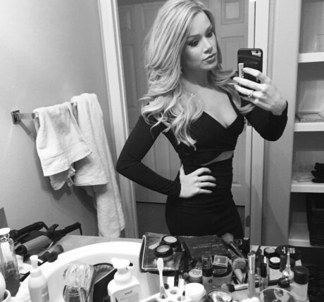 Teresa Scanlan model art photos