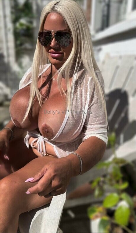 dollydollvip model free photos