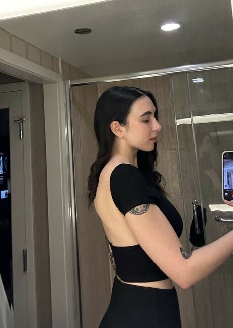 Madixvictoria star erotic pics