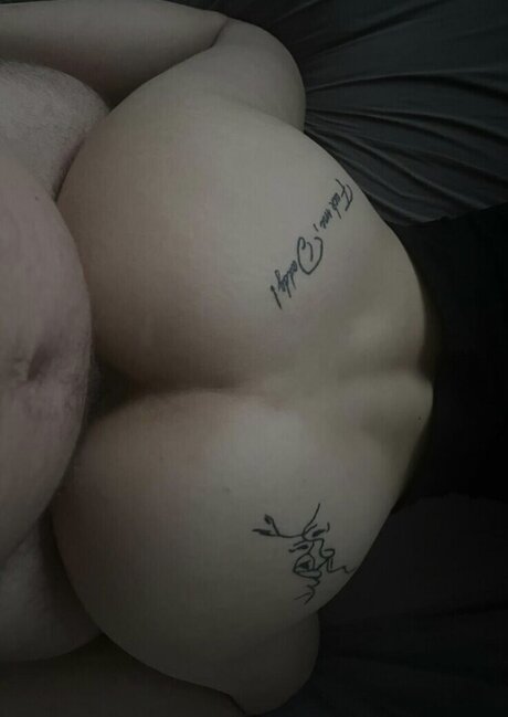 Lara Bttn pretty pornstar galleries