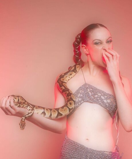 Biig Piig hd actress picture