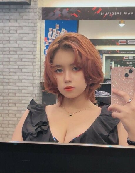 ElyanaSparks pretty actress photos