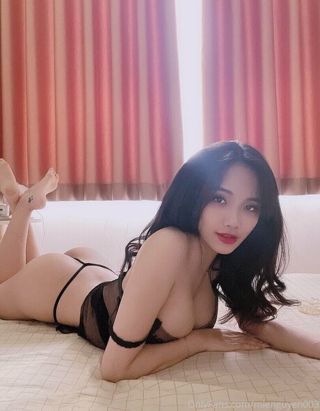 mie ngn3 nude model pics