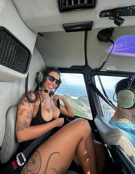 Didy Reis pretty star pics