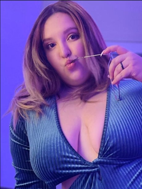 Laura Fatty art pornstar archive