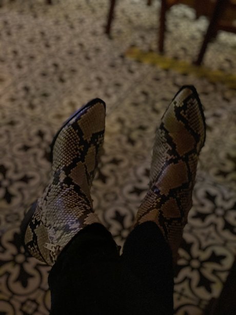 Latina Feets star high quality img