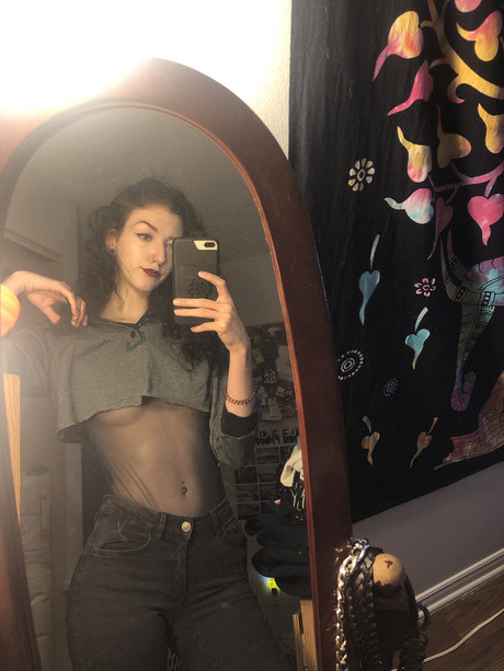 Lankybinch xxx star galleries