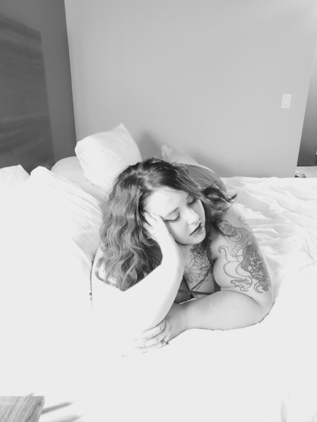 Ladybrat666 pornstar perfect images