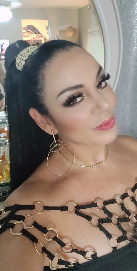 Labibisexy model high quality pics