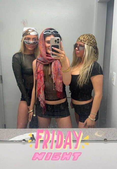 Jacklyn Roper model adult pic