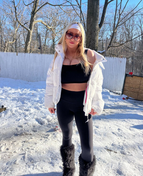 Jacklyn Roper beautiful pornstar gallery