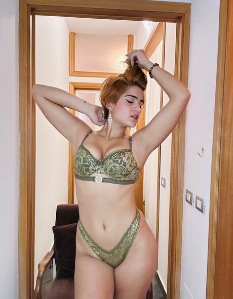 Theonlykaylaowens model nice image