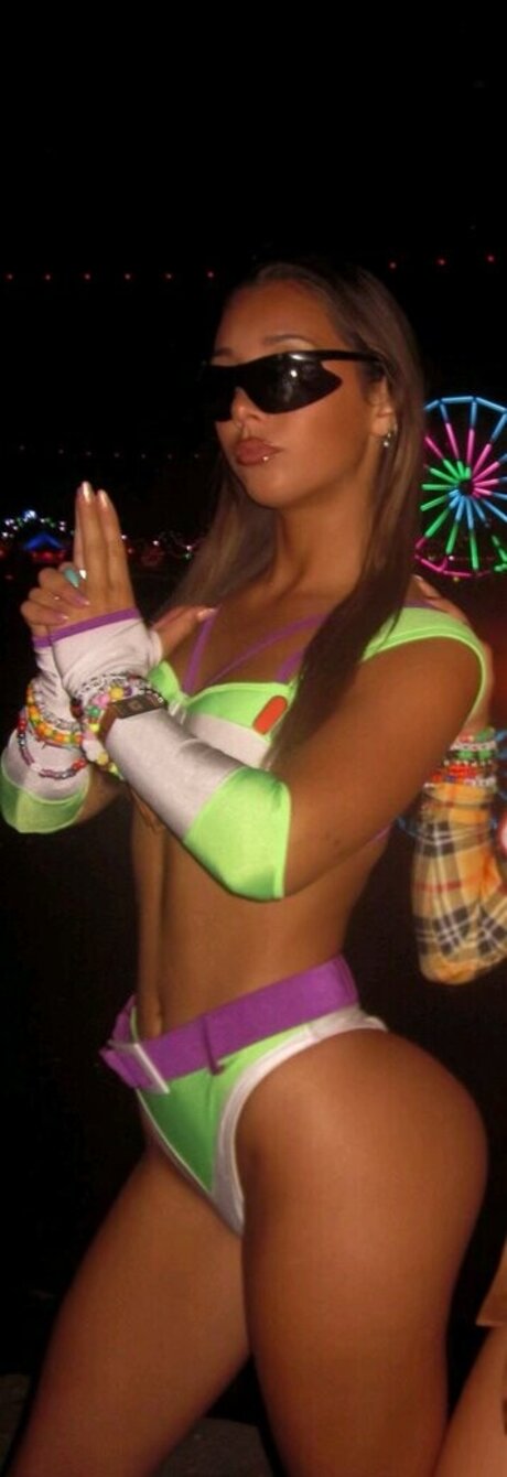 giadierking model adult galleries