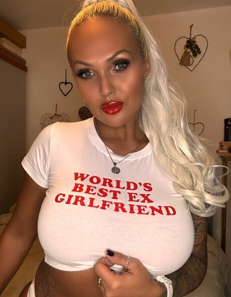 Camilla Jayne erotic pornstar archive