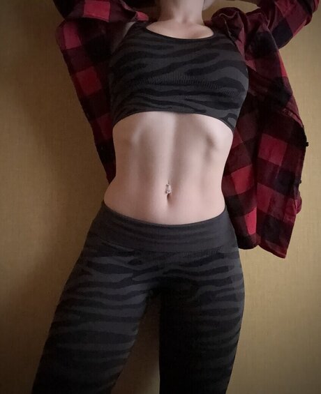 BadGirlOra naked model pictures