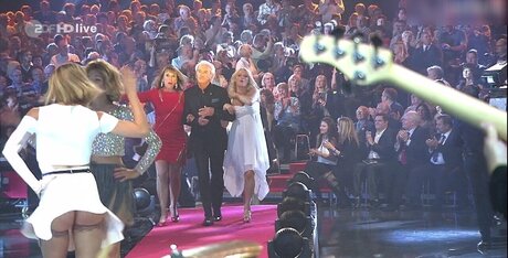 OOPS Deutsch exclusive pornstar img