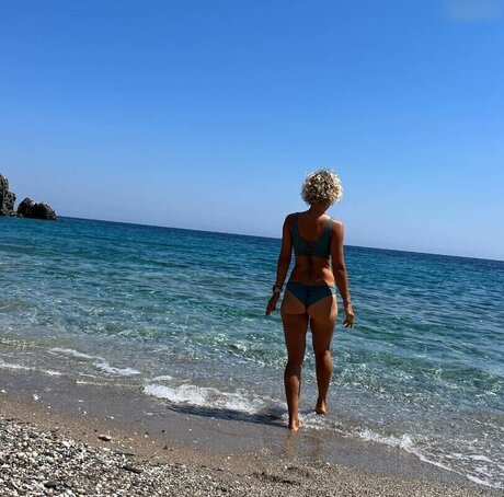 Annika Zimmermann sex actress pic