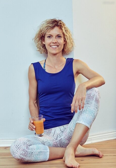 Annika Zimmermann pretty star images