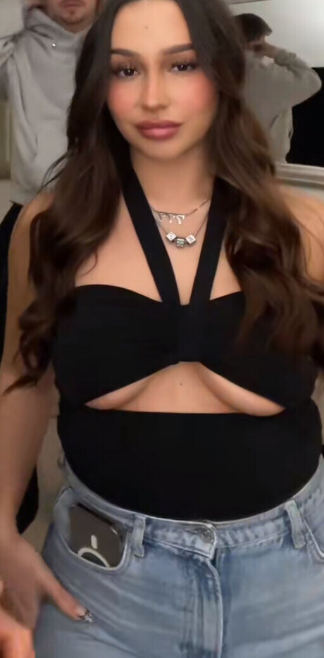 Lara tepper high quality model img