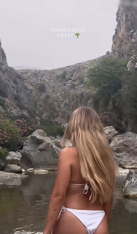 Kristinkbi erotic actress pic