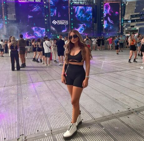 Kristinkbi model sexy picture