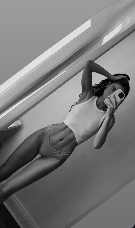 Kathiischr erotic star images