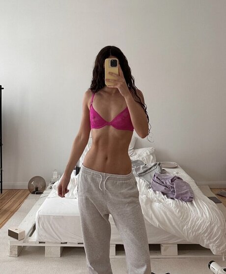 Kathiischr pretty pornstar photo