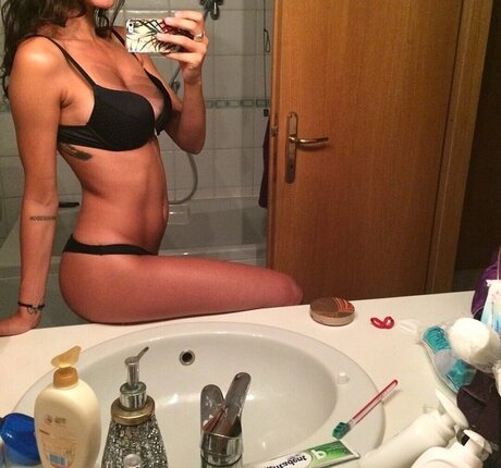 Giorgia Crivello nude model image