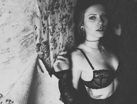 VipersDoll art star archive