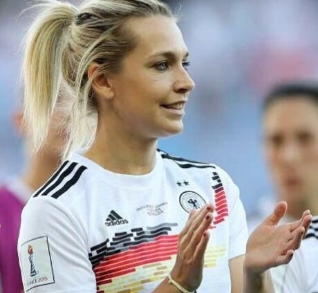 beautiful teen onlyfans best photo