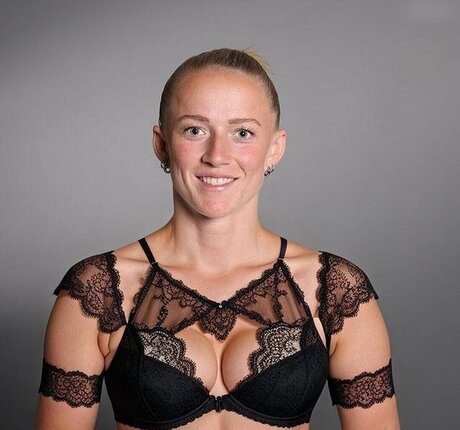 DFB Damen perfect star image