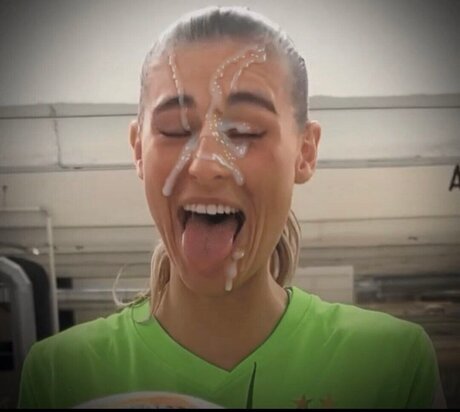 DFB Damen model nude image