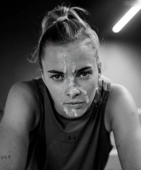 DFB Damen nude star archive