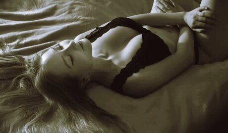 Nicki Anna nude actress img