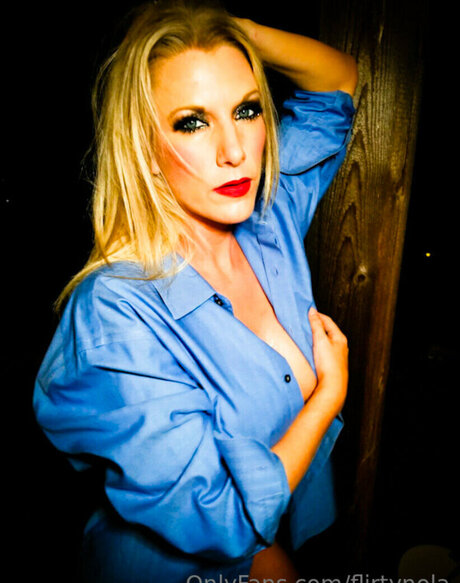 Flirty Nola pornstar hot photo