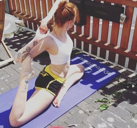 einfachsonina model hd pictures