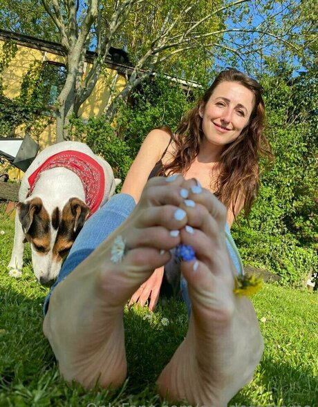 Goddess Croma star gallery