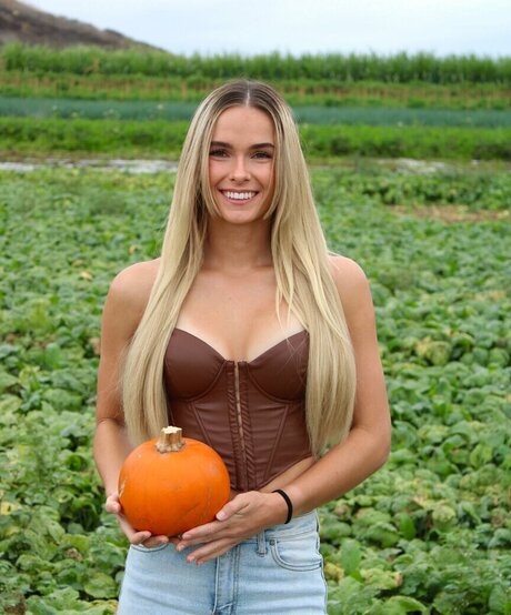 Karyn Best naked pornstar galleries