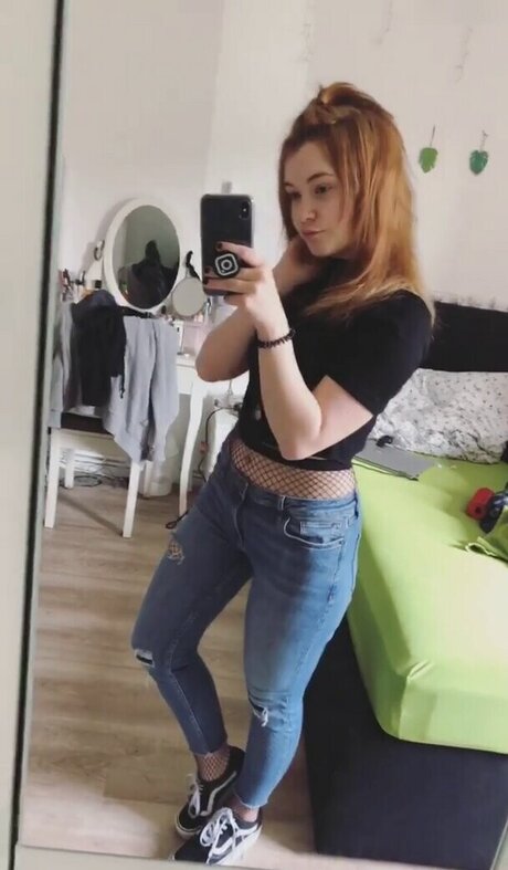 Lena Vanille pornstar sexy pics